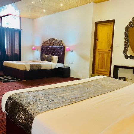 Hotel Hadimba Palace - Near Mall Road Манали Экстерьер фото